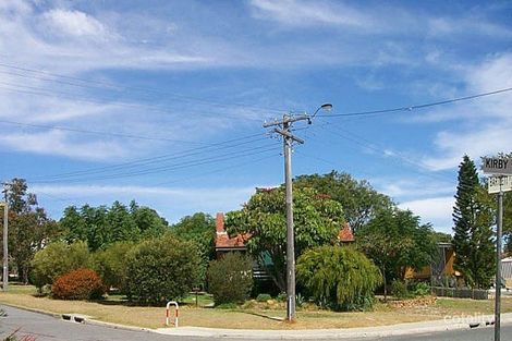 9 Bartlett St, Willagee, WA 6156