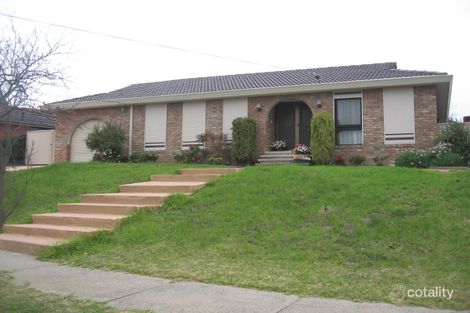 4 Highcliffe Cl, Gladstone Park, VIC 3043