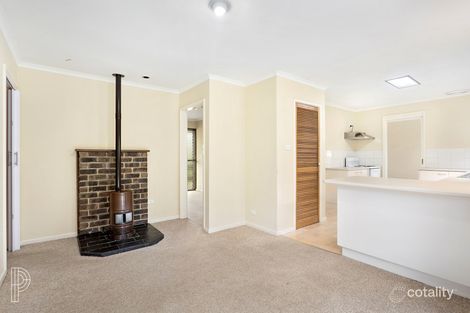 Property photo of 37 Bacchus Circuit Kambah ACT 2902