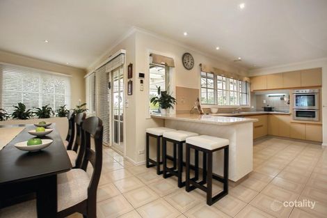 Property photo of 2 Griffiths Grove Kew VIC 3101
