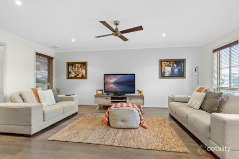 Property photo of 18 Joseph Drive Hillside VIC 3037