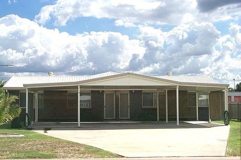 19 Bulman St, Norman Gardens, QLD 4701