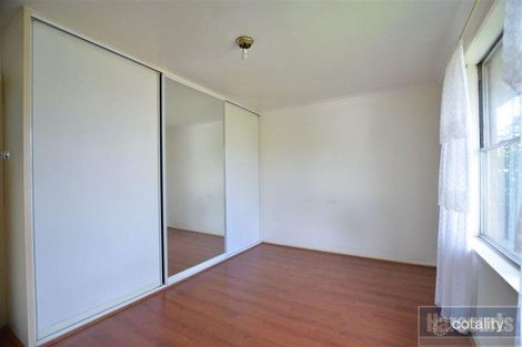 Property photo of 51 Laurina Crescent Frankston North VIC 3200