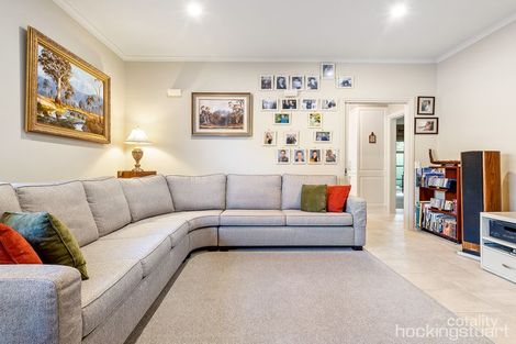 Property photo of 2/27 Quaintance Street Mount Waverley VIC 3149