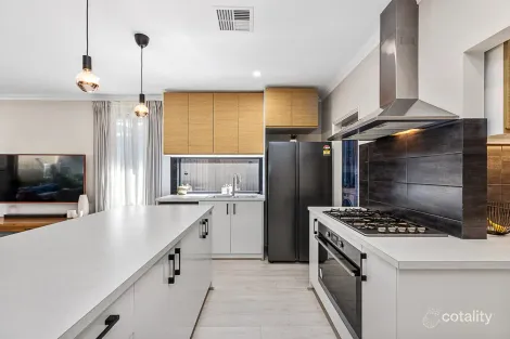 Property photo of 83 Edgecumbe Street Como WA 6152