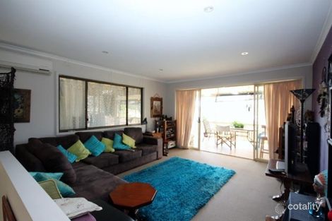 Property photo of 51 Winbin Crescent Gwandalan NSW 2259