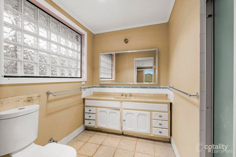 Property photo of 17 Kardinia Drive Yallambie VIC 3085