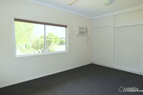 Property photo of 2 Eric Court Emerald QLD 4720