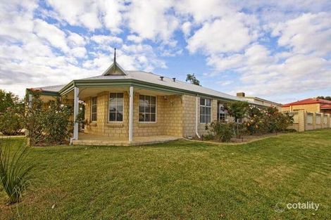 2 Glasshouse Cl, Bibra Lake, WA 6163