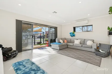 Property photo of 74 Hindmarsh Circuit Mawson Lakes SA 5095