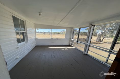 Property photo of 359 Tonschecks Road Goombungee QLD 4354