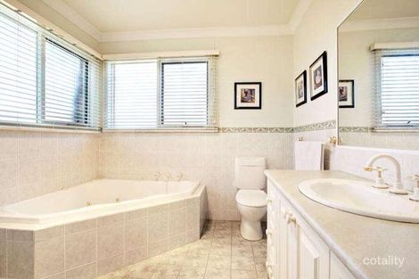 Property photo of 1/87 Blackburn Road Doncaster East VIC 3109