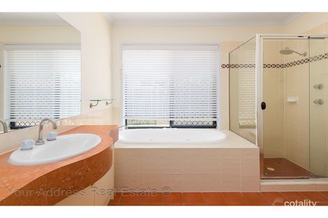 Property photo of 11 Torresian Place Heritage Park QLD 4118