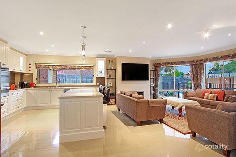 Property photo of 4 Doolan Court Rowville VIC 3178