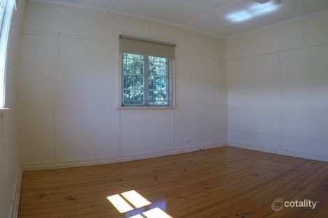 23 Dorothy St, Silkstone, QLD 4304