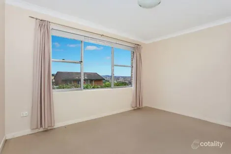 Property photo of 1/22 Hillview Crescent The Hill NSW 2300