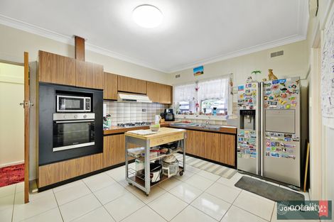 Property photo of 5 Haigh Street Moe VIC 3825