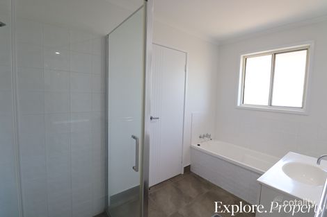 Property photo of 27 Stuart Hindle Drive Mount Pleasant QLD 4740