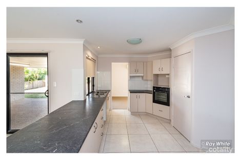 Property photo of 5 Flinders Court Gracemere QLD 4702
