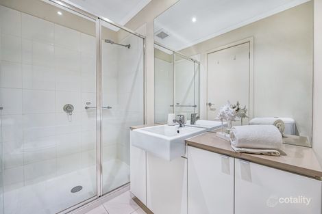 Property photo of 32 Richmond Circuit Mulgrave VIC 3170