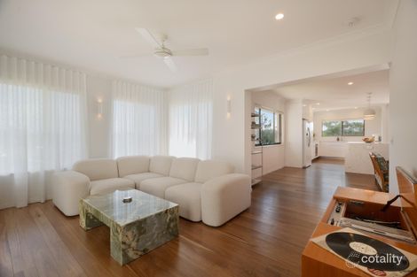 5 Sapwood Ct, Elanora, QLD 4221