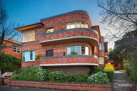 Property photo of 2/887 Drummond Street Carlton North VIC 3054