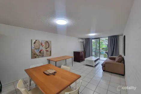 Property photo of 1/62 Macquarie Street St Lucia QLD 4067