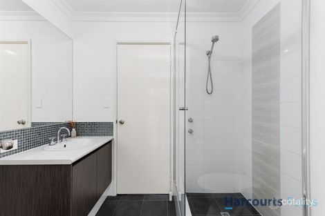 Property photo of 18 Velvetene Road Byford WA 6122