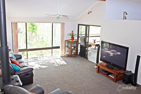 Property photo of 39 Tamworth Drive Helensvale QLD 4212