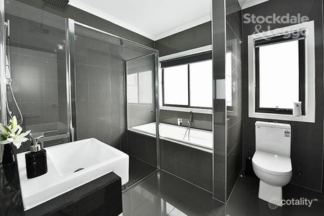 Property photo of 12 Wentworth Terrace Beveridge VIC 3753