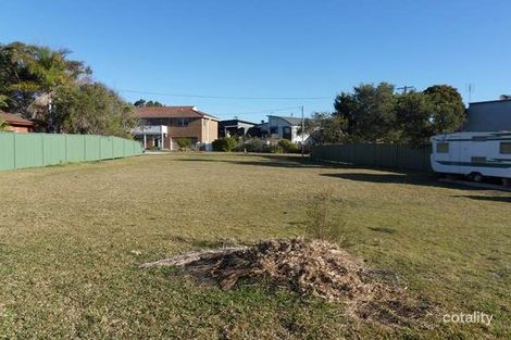 Property photo of 27 Surfway Avenue Berrara NSW 2540