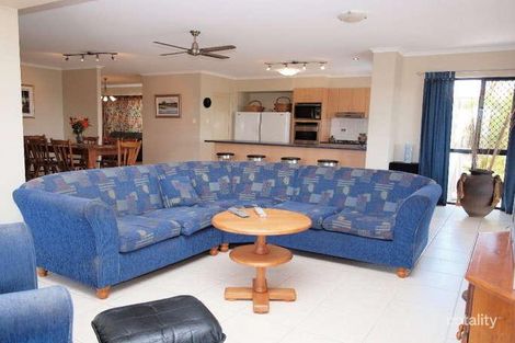 Property photo of 6 Barrine Place Narangba QLD 4504