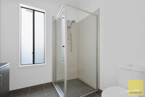 Property photo of 72 Victorking Drive Point Cook VIC 3030