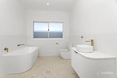 Property photo of 1/39B Davenport Road Shoalhaven Heads NSW 2535