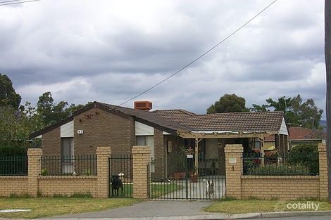 4 Lalor Rd, Kenwick, WA 6107