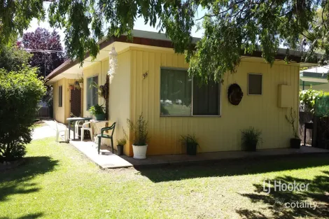 2/99 Bannockburn Rd, Inverell, NSW 2360