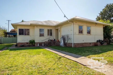 Property photo of 232 Bourke Street Glen Innes NSW 2370