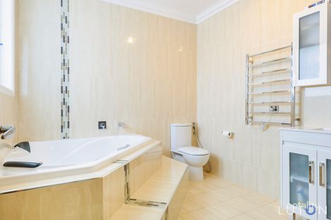 Property photo of 16 Collocott Crescent Oxley ACT 2903