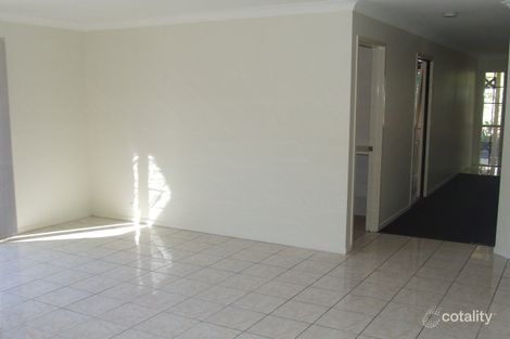 Property photo of 11 Pinedale Crescent Parkinson QLD 4115