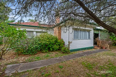 8 Minerva St, Mansfield, VIC 3722