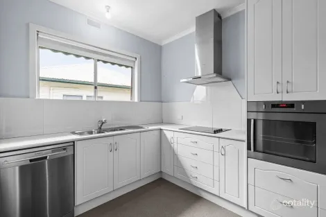 Property photo of 8 Minerva Street Mansfield VIC 3722