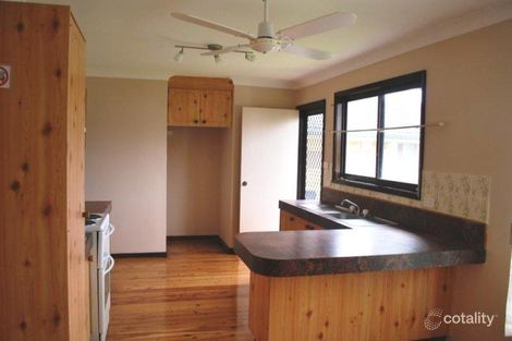 Property photo of 10 Danbury Avenue Gorokan NSW 2263