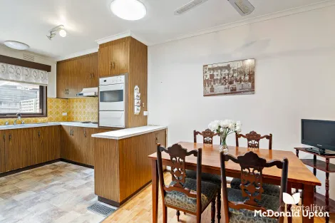 Property photo of 3/13 Olive Grove Pascoe Vale VIC 3044