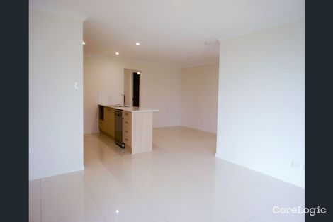 Property photo of 77 Hill Drive Pimpama QLD 4209
