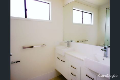 Property photo of 77 Hill Drive Pimpama QLD 4209