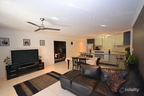 Property photo of 17 Green Avenue Branyan QLD 4670
