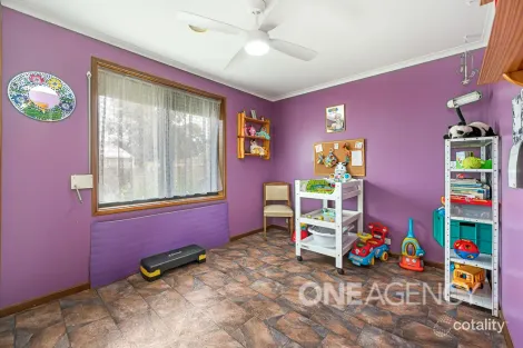 Property photo of 11 Edward Crescent Evanston Park SA 5116