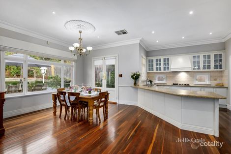 Property photo of 18 Ernst Street Doncaster VIC 3108