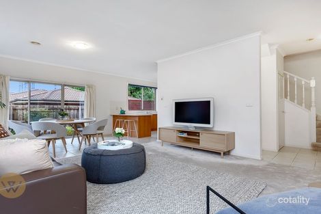Property photo of 2/139-141 Heatherdale Road Vermont VIC 3133