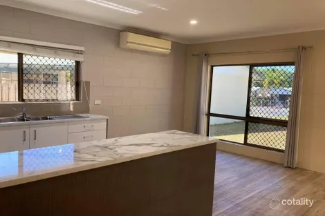 Property photo of 5 Goodfellow Court Mooroobool QLD 4870